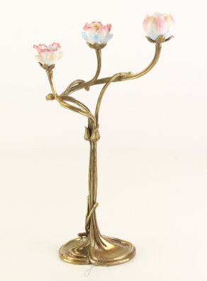Bronzefigur Bronze Vintage Kerzenständer mit Porzellan Blumen H 34 cm