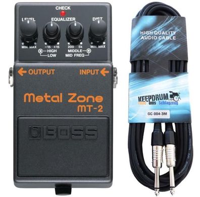 Boss MT-2 Metal Zone Distortion Pedal mit Gitarrenkabel