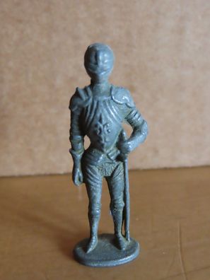 Figur mini Ritter mit Helm Zinnfigur / ca. 4 cm hoch