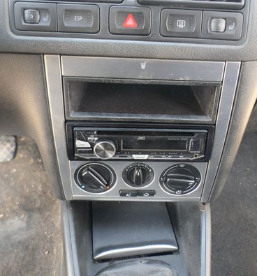 VW Golf 4 Bora Mittelkonsole Verkleidung um Radio 1j1858069G Dekor silber netzop