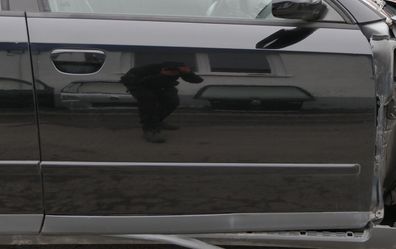 Audi A4 B6 8E nur Türblatt Tür vorne rechts Beifahrertür schwarz LY9B brilliants