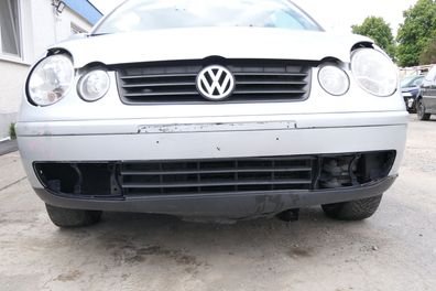 VW Polo 9N Stoßstange Frontstoßstange vorne silber LA7W + Grill - MÄNGEL