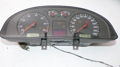 VW Passat 3B Tacho Tachometer Kombiinstrument 325.000km 3B0920822 Benziner