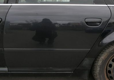Audi A6 4B C5 Tür Türblatt hinten links schwarz LZ9W