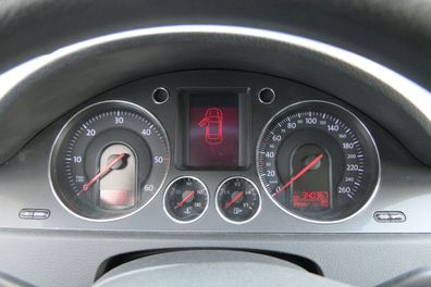 VW Passat 3C Tacho Tachometer 340.000km 3C0920870Q Diesel TDI