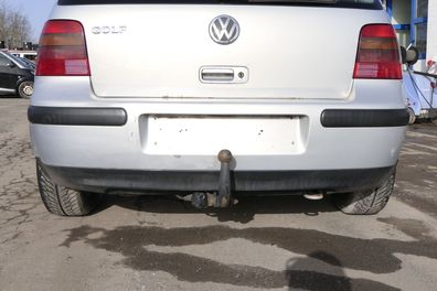 VW Golf 4 Limousine Stoßstange hinten Heckstoßstange Stoßfänger silber grau