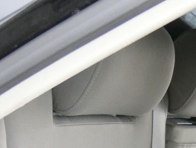 Audi A4 B5 A6 4B Kopfstütze hinten rechts oder links grau dunkelgrau swing