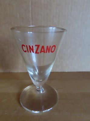 Gläser Glas Schnapsglas alt Cinzano roter Druck ca.5cl