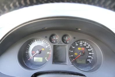 Seat Ibiza 6L Tacho Tachometer Kombiinstrument 235.000km 6L0920820F 1,2 47kw 1,4