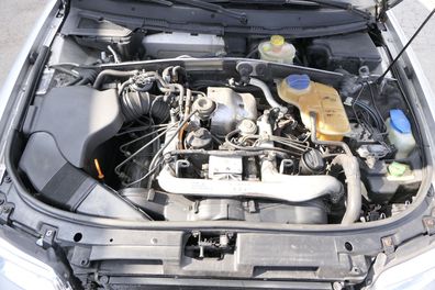 VW Passat 3B A4 Klimaleitung Kältemittelschlauch 8D0260707K 2,5 TDI AKN AFB