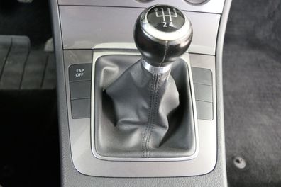 VW Passat 3C 5-Gang Schaltknauf Schaltsack Schaltung Schaltknüppel original Sch