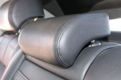 VW Passat 3C Kopfstütze Sitz Sitze hinten in der Mitte schwarz Leder 3C0885902T