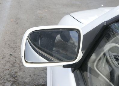 VW Polo 6N manueller manuell Spiegel Außenspiegel links mit Glas weiß LB9A