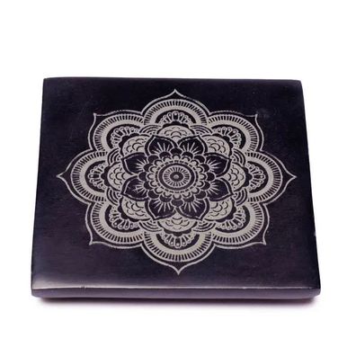 Weihrauchhalter Speckstein schwarz mit Mandala -- 10.5 cm