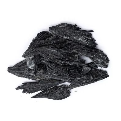 Roher schwarzer Kyanit -- ±4-9cm; ±500g