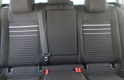 VW Golf 7 5G Sitz Sitze hinten Rückbank Rücksitzbank Lehne Ski durchreiche schwa