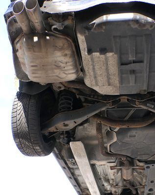 VW Passat 3C Auspuff Endschalldämpfer Mittelschalldämpfer 2,0 TDI CBAA CBAB