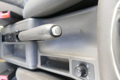 Audi A6 4B Handbremse Feststellbremse grau swing Leder