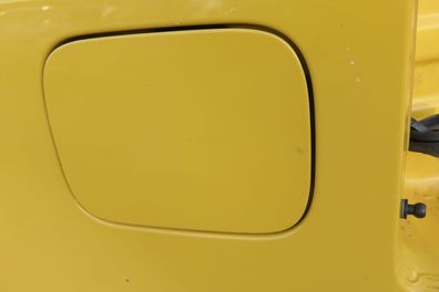 VW Caddy 2K Tankdeckel Klappe Tankklappe Deckel Tank gelb Post L132