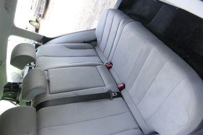 VW Passat 3C Kombi Avant Variant Sitz Rückbank Rücksitzbank Sitze Ski durch grau