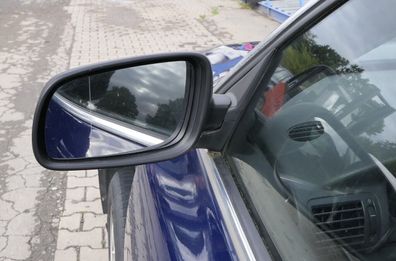 VW Passat 3B 3BG elektrischer Spiegel Außenspiegel links mit Glas schwarz matt.