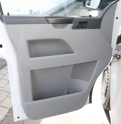 VW T5 Facelift Türverkleidung Verkleidung Tür vorne links grau 7E0867103C C0E
