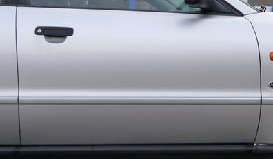Audi A4 B5 Tür nur Türblatt vorn rechts Beifahrertür grau LY7T Kombi Limo