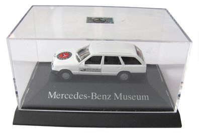 Mercedes Benz Museum - MB Kombi 300 TE - Pkw - von Herpa