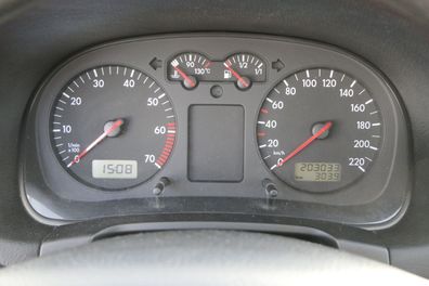 VW Golf 4 Tacho Tachometer Kombiinstrument 203.000km 1J0920802 1,4 16V 75PS 55kw