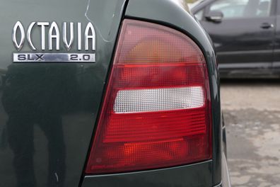 Skoda Octavia 1U2 Limo original Rücklicht Rückleuchte Heckleuchte hinten rechts
