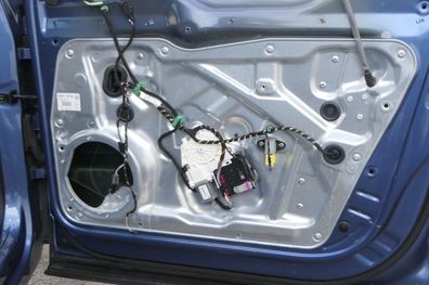 VW Tiguan 5N elektrischer Fensterheber vorne rechts Fensterhebermodul Modul