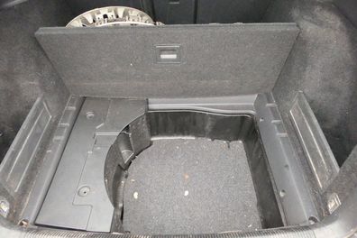 VW Passat 3C Kombi Avant Verkleidung Abdeckung Kofferraum Teppich Boden
