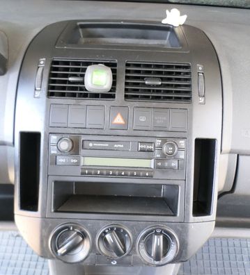 VW Polo 9N Mittelkonsole Verkleidung um Radio schwarz 6Q0858069AD / T