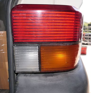 VW T4 Rücklicht hinten rechts Rückleuchte Heckleuchte Lampenträger