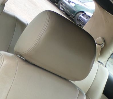VW Golf 4 Bora Kopfstütze vorne oder hinten vorn beige besch Leder