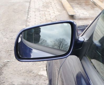 Skoda Octavia 1U elektrisch Spiegel Außenspiegel links mit Glas blau LF5U 9460