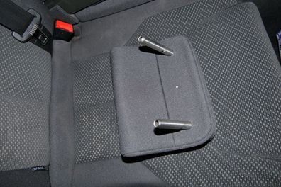VW Passat 3C Kopfstütze Sitz Sitze hinten in der Mitte schwarz