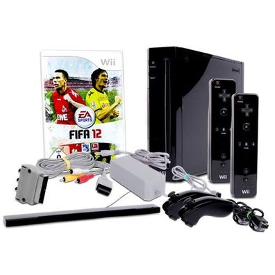 Wii Konsole in Schwarz + alle Kabel + 2 Nunchuk + 2 Fernbedienungen + Spiel Fifa 12