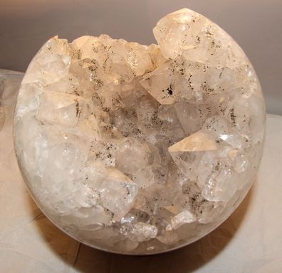 Traumhaft schöne Kristall Kugel / Druse 13,5 cm; 2432 g - Rarität - riesig