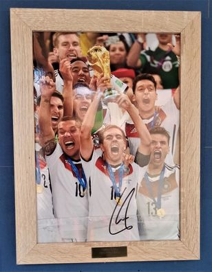 Philipp Lahm FIFA Weltmeister 2014 Original Signiert