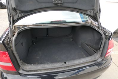 Audi A4 B5 Limousine Verkleidung Teppich Kofferraum Kofferraumteppich Facelift