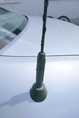 Audi A6 4B Antenne Antennenfuß Stab original Limousine hinten