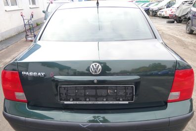 VW Passat 3B Limousine Heckklappe Klappe hinten Kofferraumklappe grün LC6N