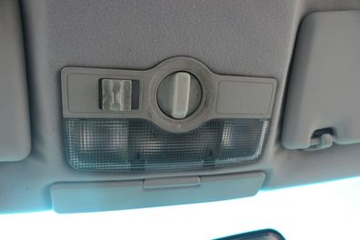 Audi A4 B5 Innenraumleuchte Leuchte innen Leselampe Schiebedach Schalter
