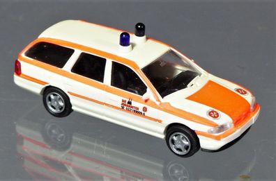 Rietze H0 50582 Ford Mondeo Ghia Kombi Die Johanniter Rettungsdienst Notarzt