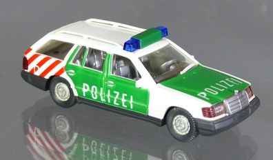 Wiking H0 103/1 Mercedes Benz 230TE Kombi Polizei mit Blaulicht