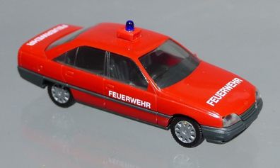 Herpa H0 4084 Opel Omega A GLS Feuerwehr Blaulicht Stufenheck