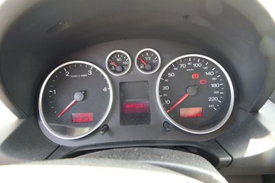 Audi A2 8Z Tacho Tachometer Kombiinstrument 245.000km 8Z0920900TX TDI 1.4 Diesel