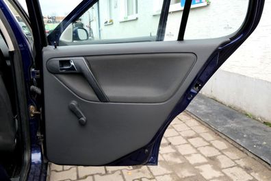 1x VW Polo 6N2 Türverkleidung Verkleidung Tür hinten rechts 4/5-Türer off-black