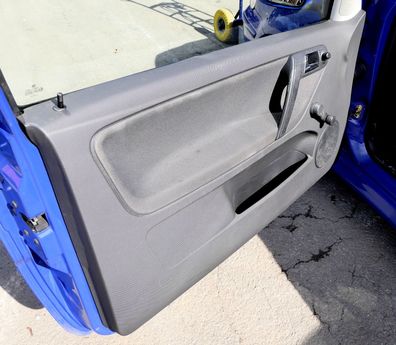 VW Polo 6N2 Türverkleidung Verkleidung Tür vorne links 2/3-Türer off-black